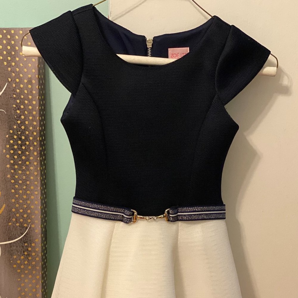 Girls dress
